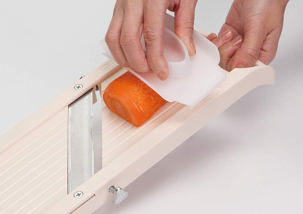 Super Benriner Standard Japanese Mandoline Slicer 95mm, Made in Japan