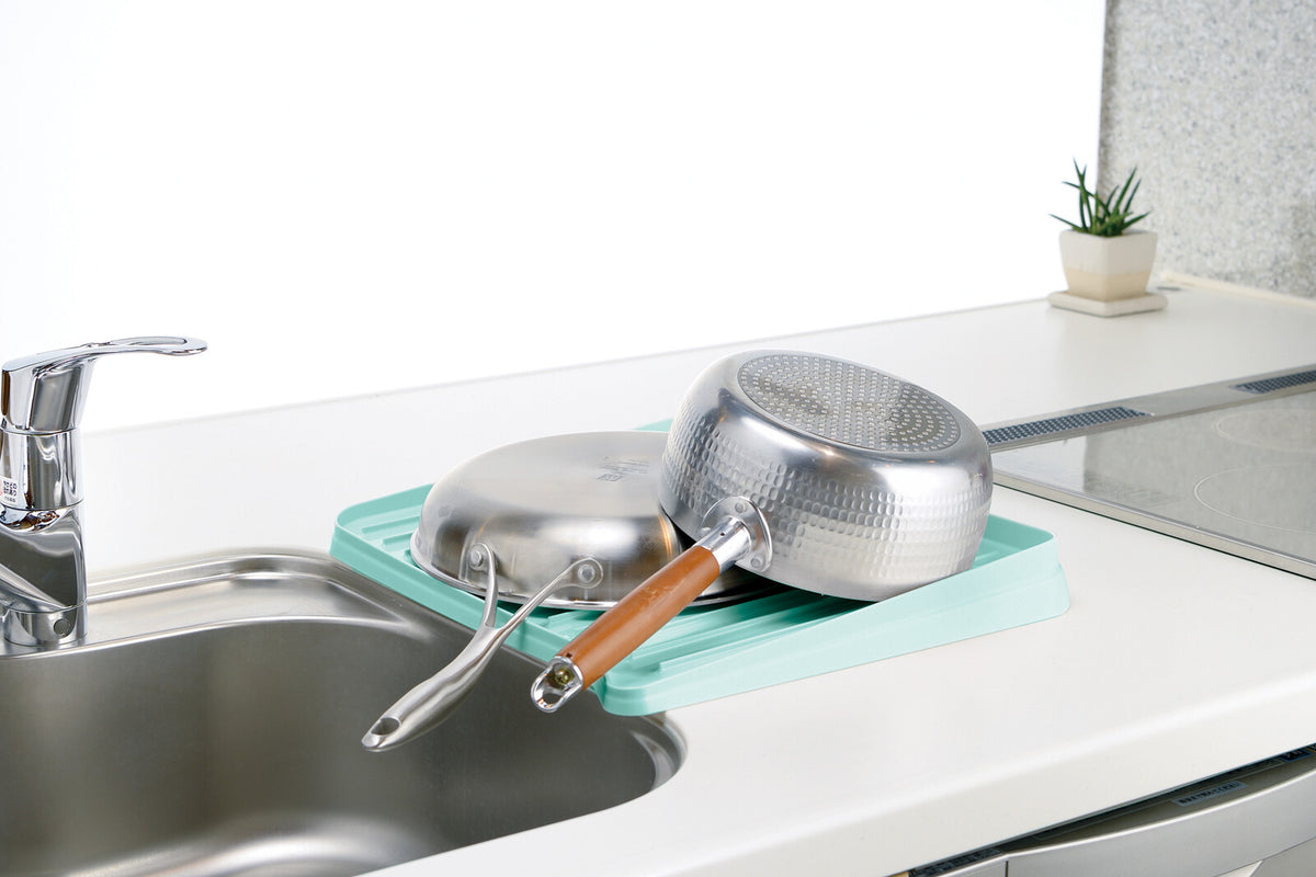 Richell Sherry Drain Tray with Stopper L Mint Blue