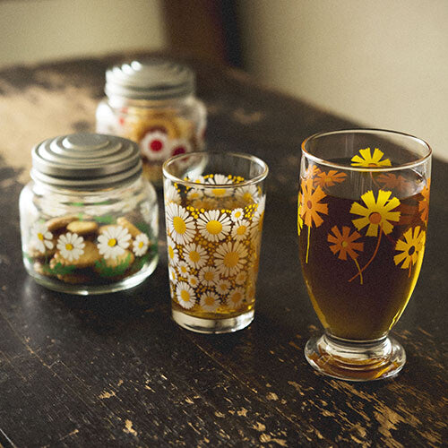 Aderia Retro Medium Cup No.8 Zoomate