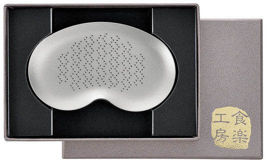 Tamahashi Titanium Condiment Grater