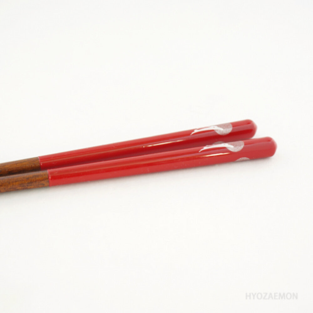 Hyozaemon Moon Rabbit Dishwasher-Safe Chopsticks Black 23.5cm Red 21.5cm