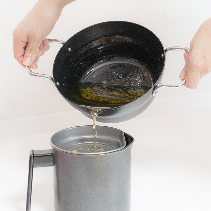 Wahei Freiz Kararizu IH Tempura Pot with Drain Rack 28cm RB-2765