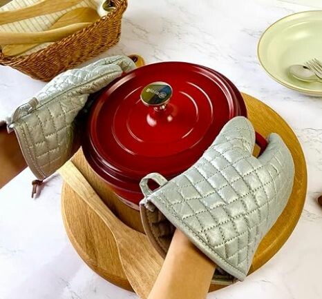 Mannen Silver Oven Mitt Pot Holder 13in SVM-3
