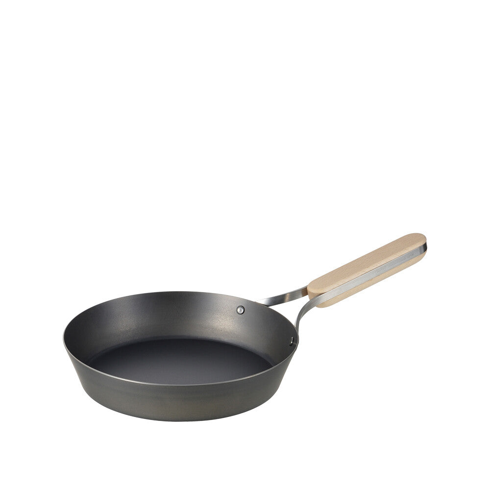 Wahei Freiz Enzo Iron Frying Pan 24cm with Wood Handle EN-009