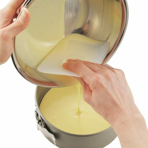 Tiger Crown Dough Scraper with Measurement Scale 555