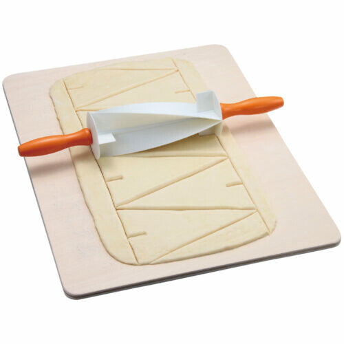 Tiger Crown Croissant Dough Cutter Roller 1658
