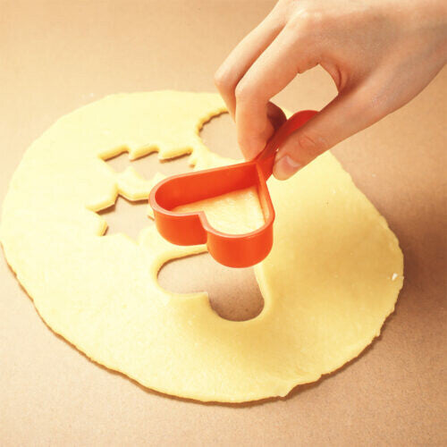 Tiger Crown Cookie Cutter Set with Handles 6 Pieces 1746