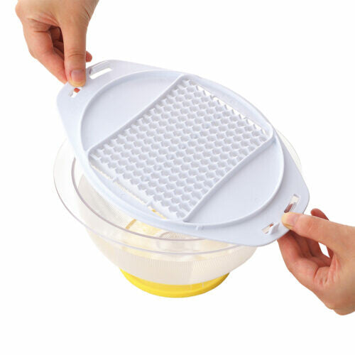 Tiger Crown Gorigori Bowl Set with Pestle and Grater 18cm Yellow 2012