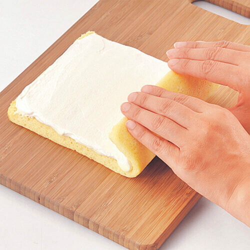 Tiger Crown Microwave Roll Cake Mold 3552