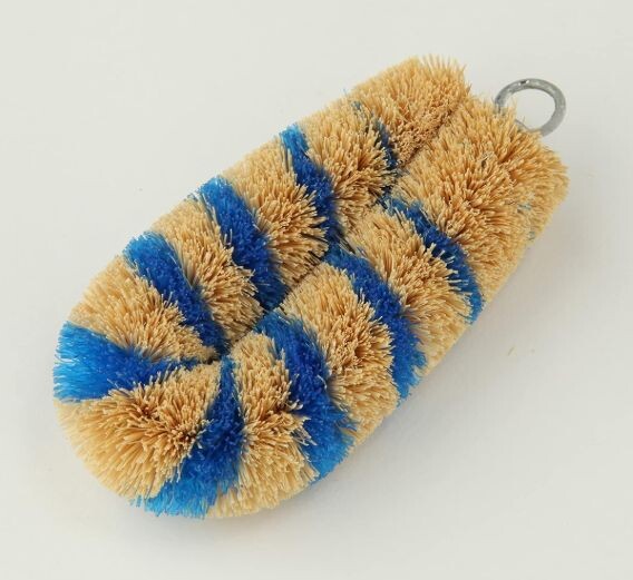 Kamenoko Tawashi Shimashima Slim Scrub Brush Blue