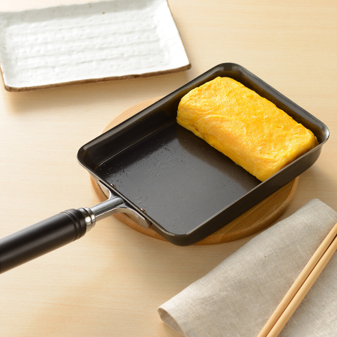Wahei Freiz Ensan Iron Tamagoyaki Pan 13x18cm Induction Compatible EM-040