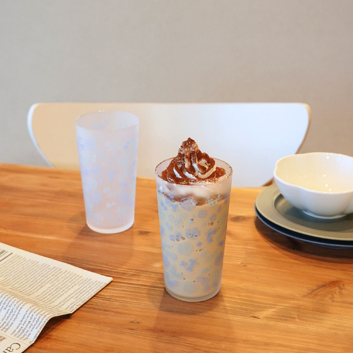 Toyo-Sasaki Glass Hanahana Tumbler, Blue and Light Blue