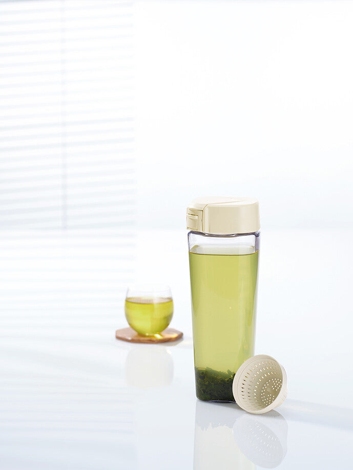 Iwasaki Seamless Pitcher with Tea Strainer 1.2L K-1273