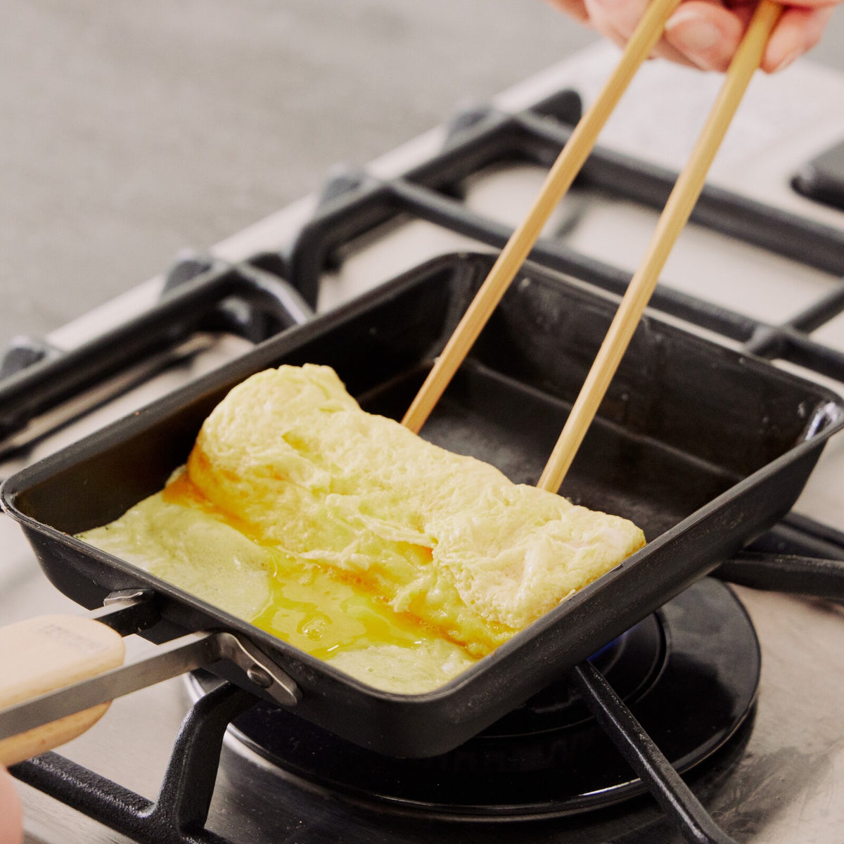 Wahei Freiz Enzo Iron Tamagoyaki Pan 12x19cm EN-014