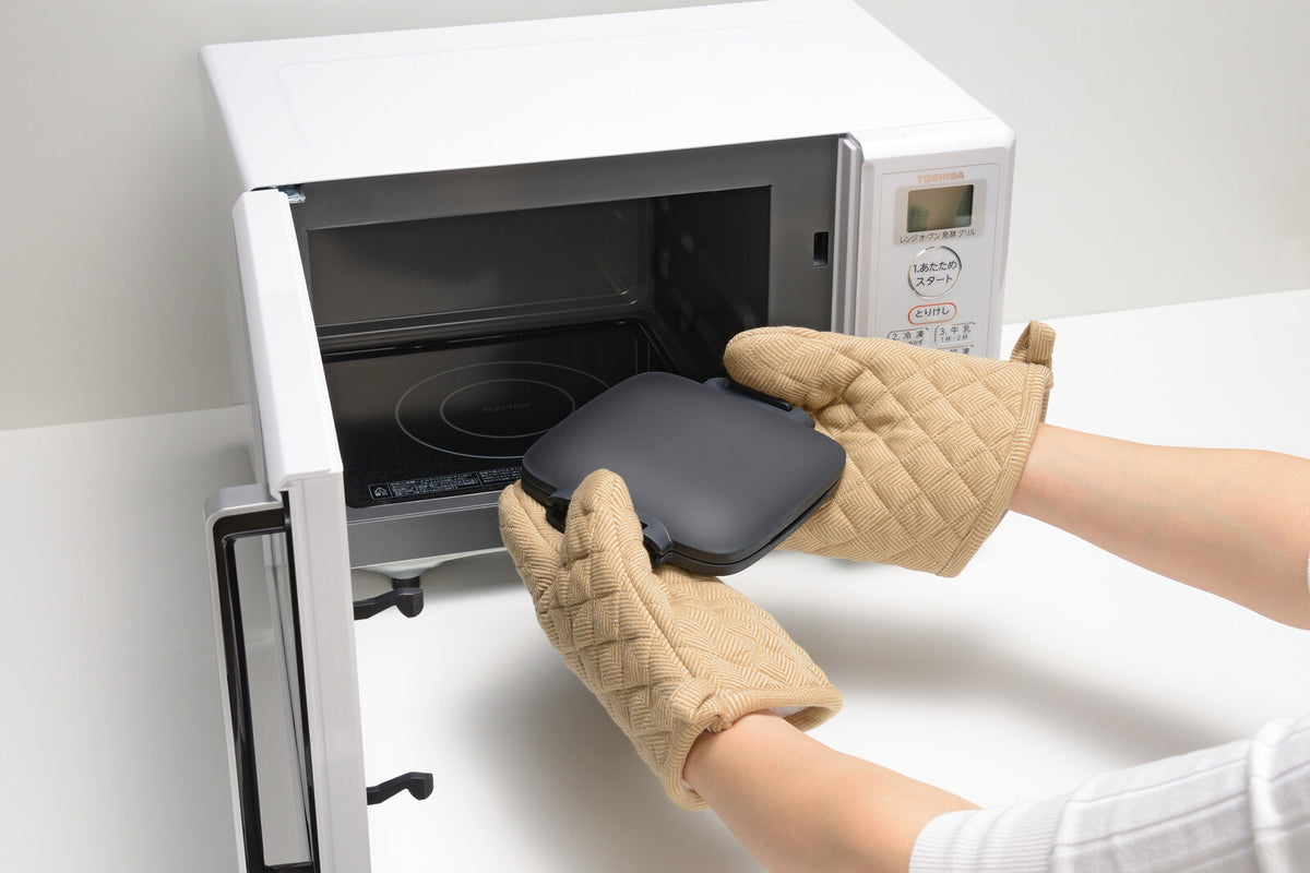 Wahei Freiz Pari-ju Microwave Sandwich Maker RE-7757