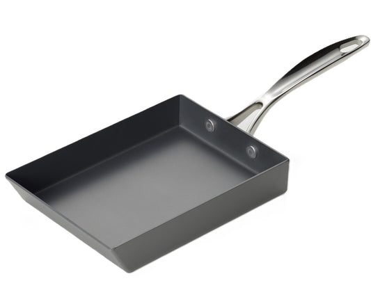 Wahei Freiz Nitrided Iron Tamagoyaki Pan with Lid 13x19cm