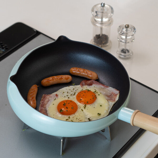 Wahei Freiz Nyankore Cat-Shaped Frying Pan 26cm RB-3508