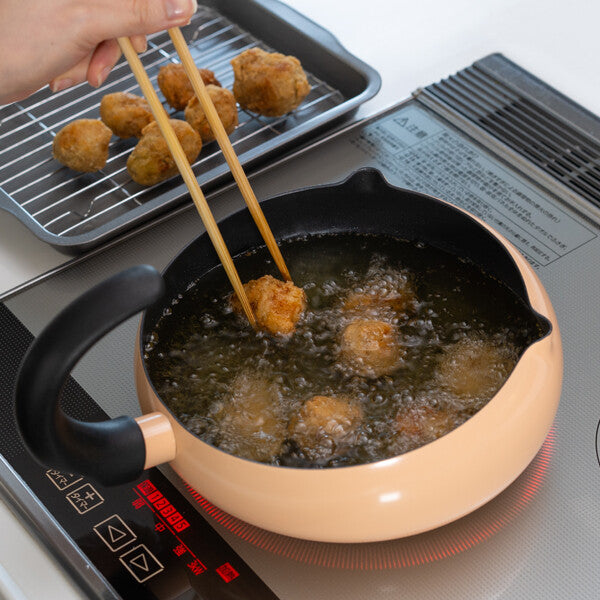 Wahei Freiz Nyankore Cat-Shaped Stir-Fry Pan 24cm Tail Handle RB-3511