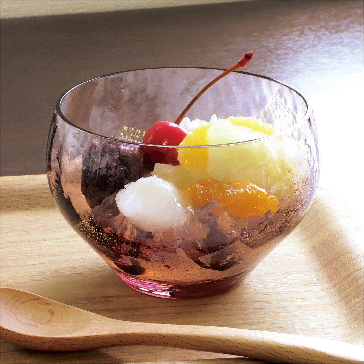 Toyo-Sasaki Glass Yachiyo Kiln Round Cup Plum Purple 10.6cm