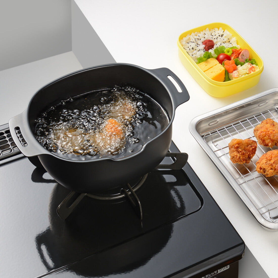 Wahei Freiz Enzo Oval Iron Deep Fryer Pot 20x17cm Induction Compatible EM-094