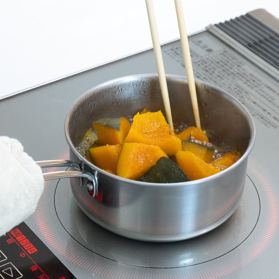 Wahei Freiz Yukihira Saucepan 16cm with Measuring Marks Induction Ready MB-3810