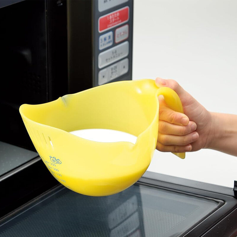Shimomura Kotokoto Heat-Resistant Measuring Bowl with Strainer CO-604