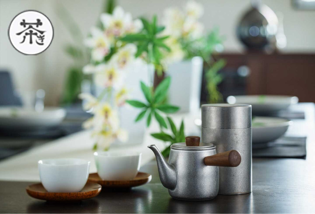 Miyazaki Seisakusho Chazutsu Tea Caddy Black Small CHA-8