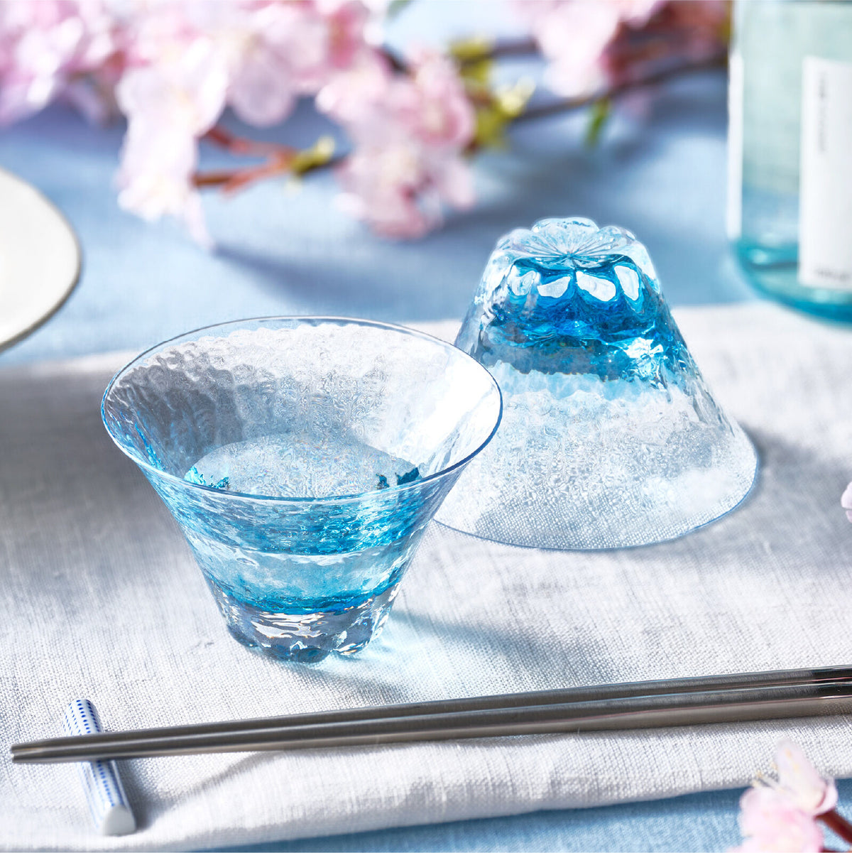 Toyo-Sasaki Glass Shofuku Fujimi Sakura Sake Cup, Blue