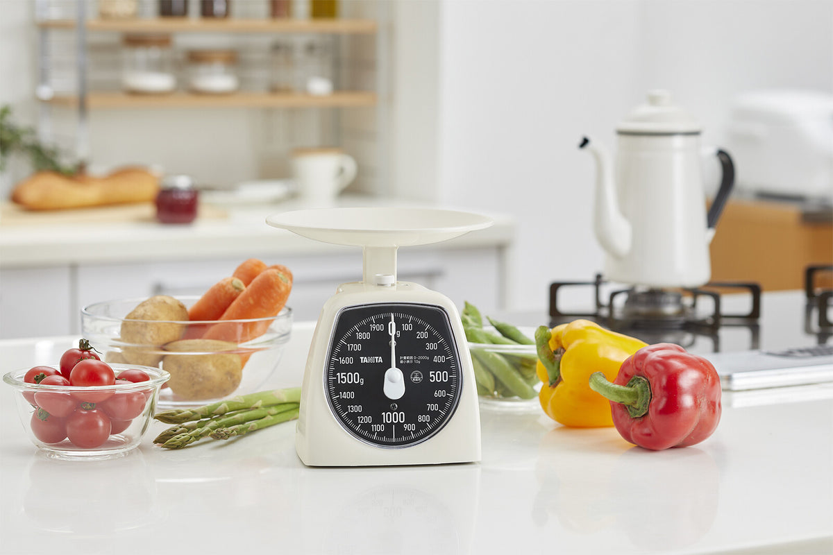 Tanita Analog Kitchen Scale 2kg White KA442WH
