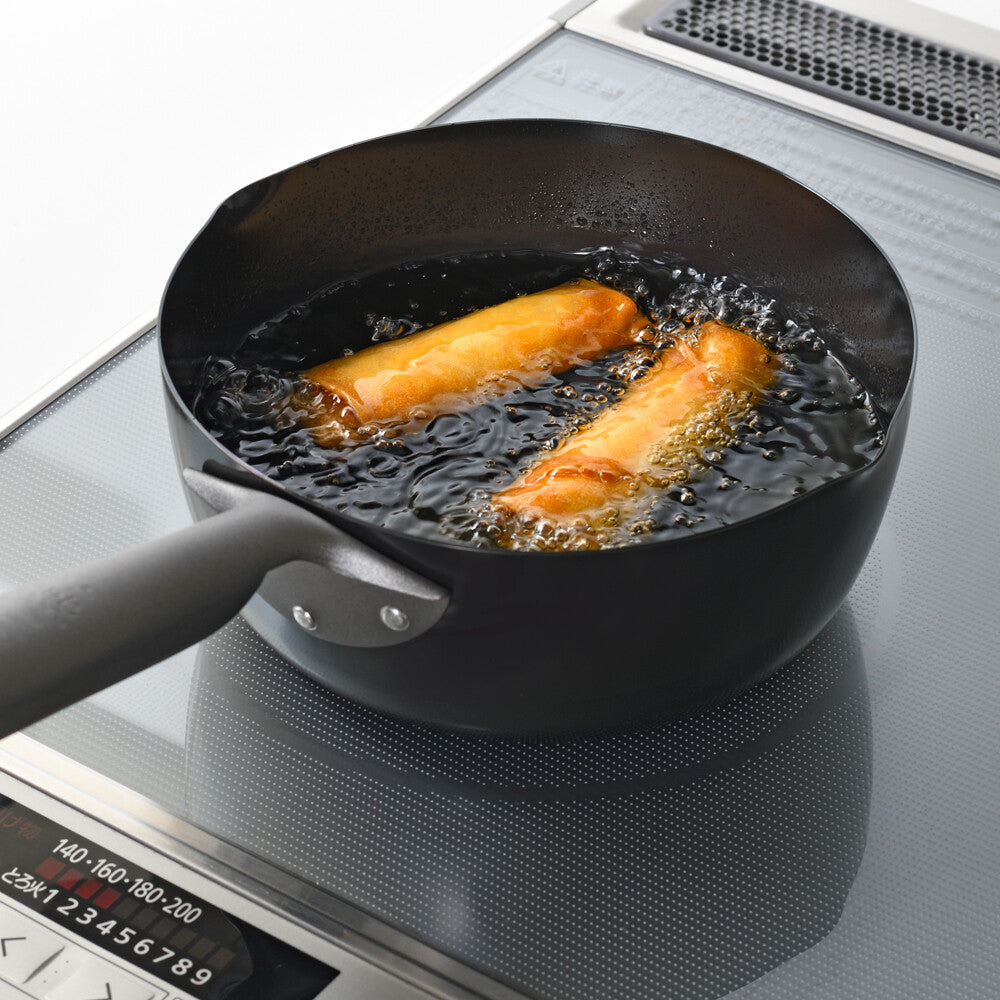 Wahei Freiz Tsubamesan Iron Stir Fry Pan 18cm Induction Compatible EM-111