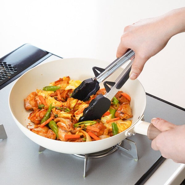 Wahei Freiz Kitchen Assist Silicone Tongs RE-7754