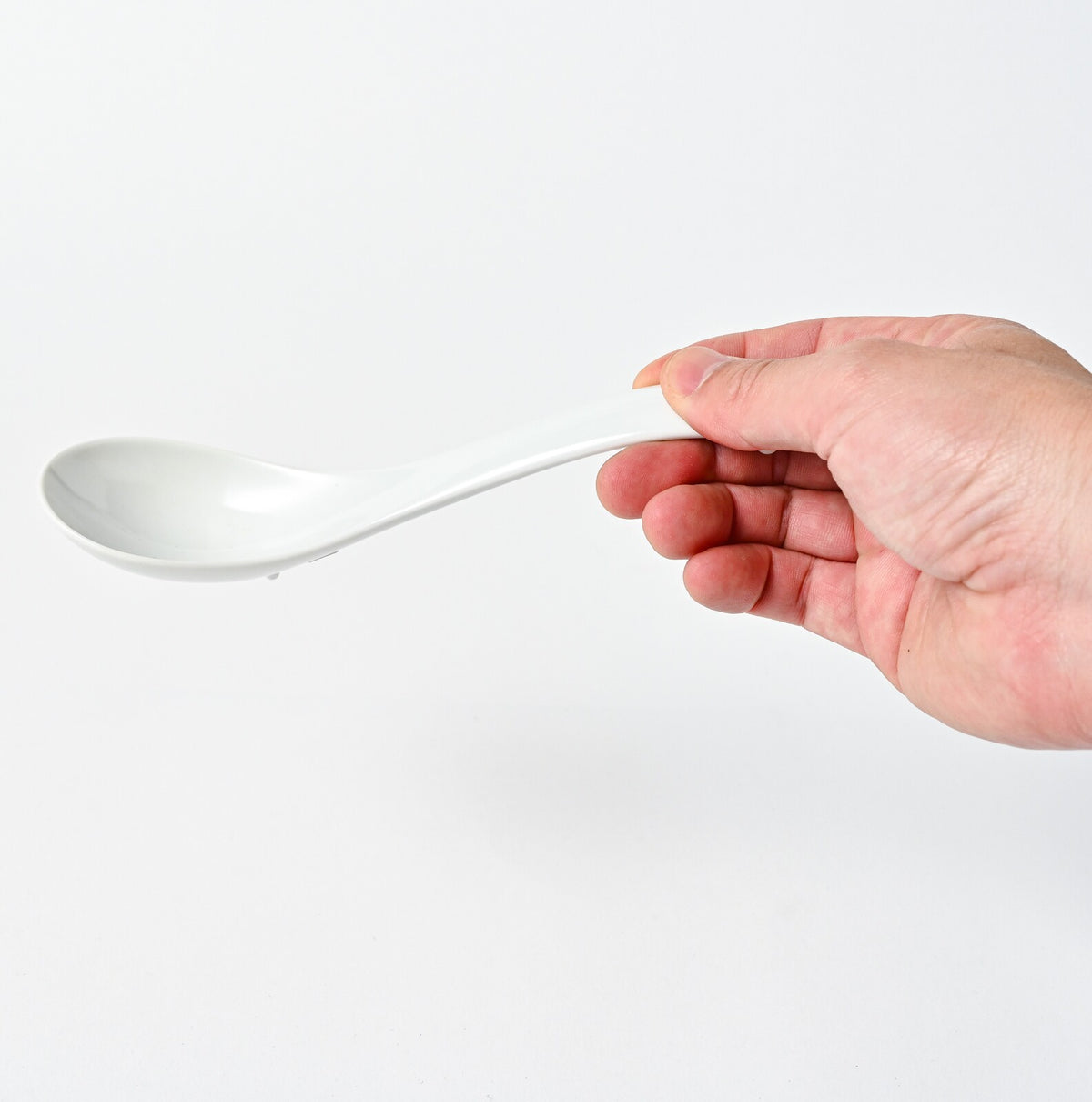Hakusan Porcelain Hasami-Yaki Ramen Spoon Moist White