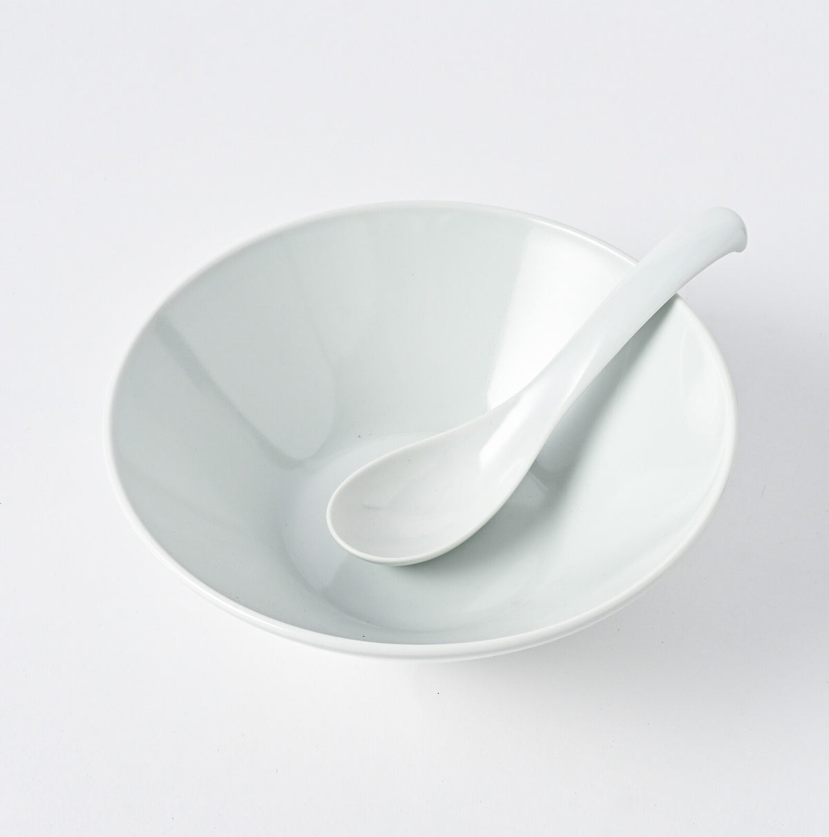Hakusan Porcelain Hasami-Yaki Ramen Spoon Moist White