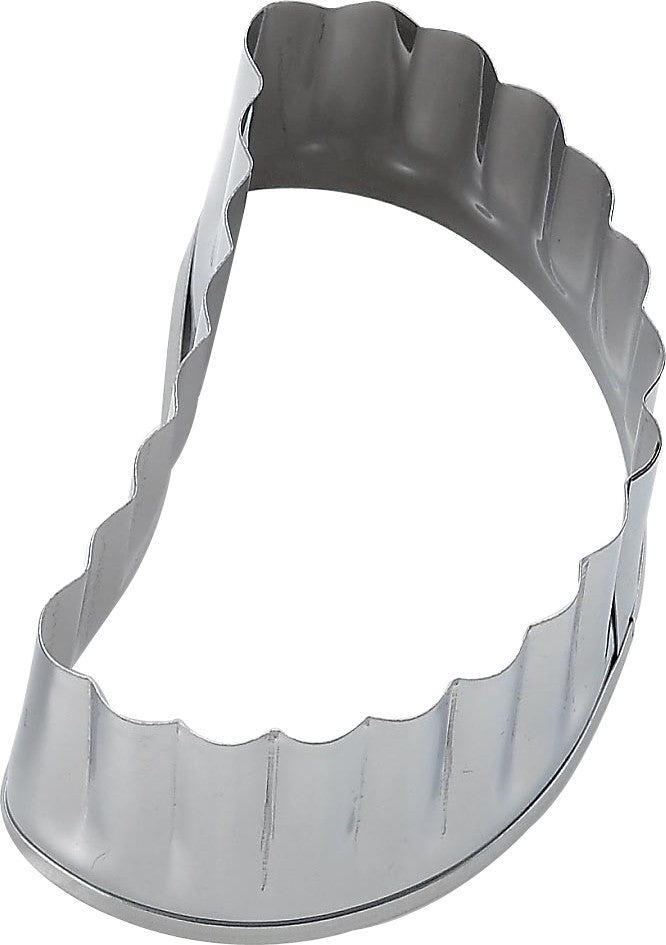 Tiger Crown Stainless Steel Crescent Moon Cake Cutter with Fluted Edge 8cm 558