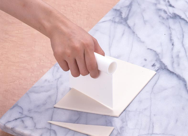 Tiger Crown Dough Scraper Square Polypropylene 11.5cm 438