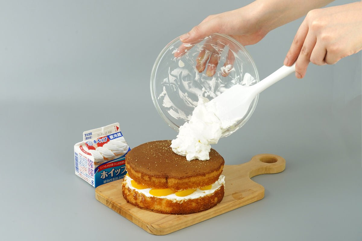 Tiger Crown With Silicone Rubber Spatula