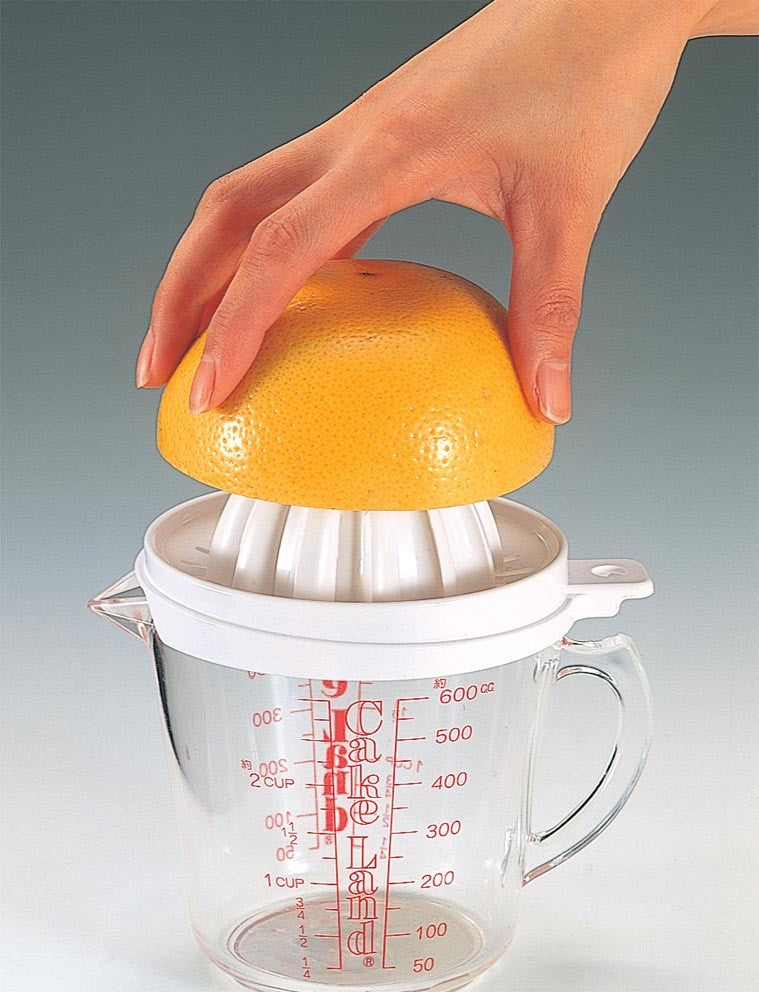 Tiger Crown Clear Measuring Cup with Lid 207
