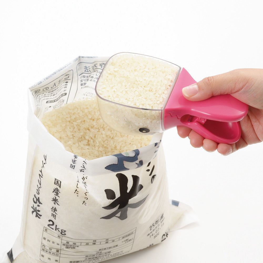 Akebono Clippy Cup Duck Rice Measuring Cup with Clip Orange CH-2034