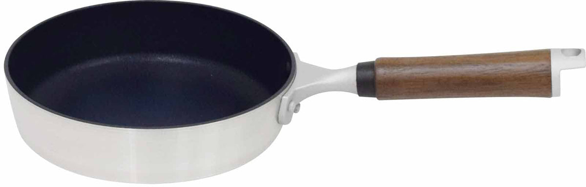 Urushiyama Metal Fuga Frying Pan 18cm