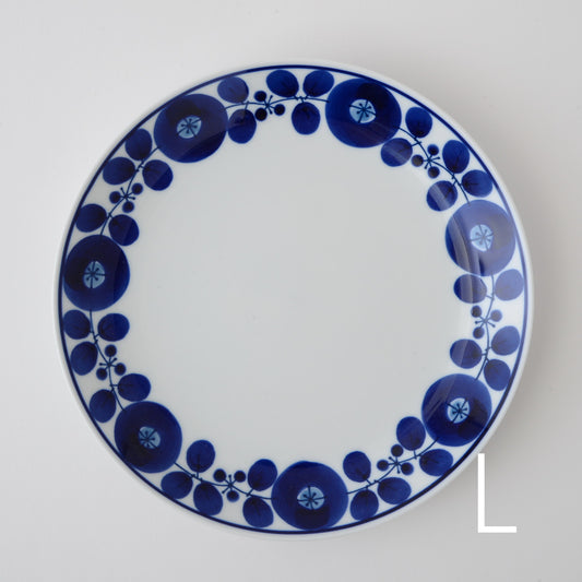 Hakusan Porcelain Hasami Bloom Wreath Plate Large