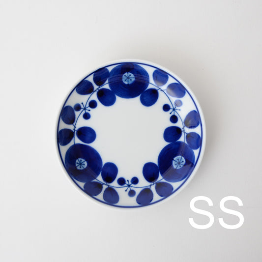 Hakusan Porcelain Bloom Wreath Plate SS Hasami Ware