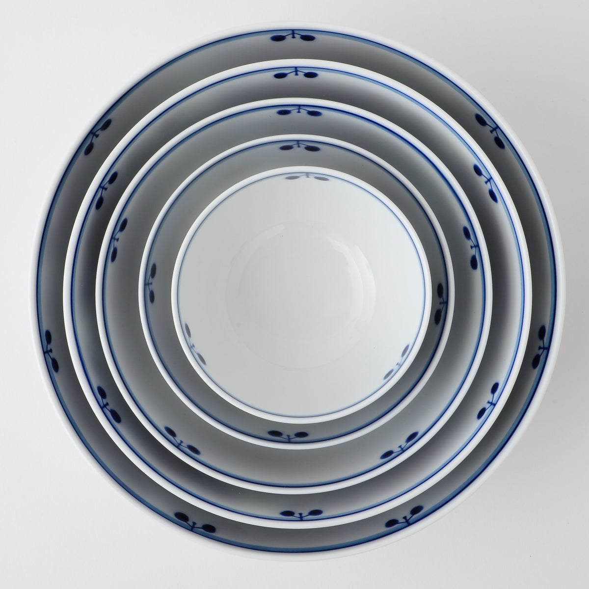 Hakusan Porcelain Hasami Bloom Bowl Small
