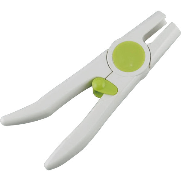 Wahei Freiz Goodmore Ginkgo Nut Cracker GR-7770