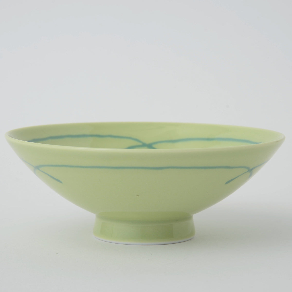 Hakusan Porcelain Flat Rice Bowl L-2