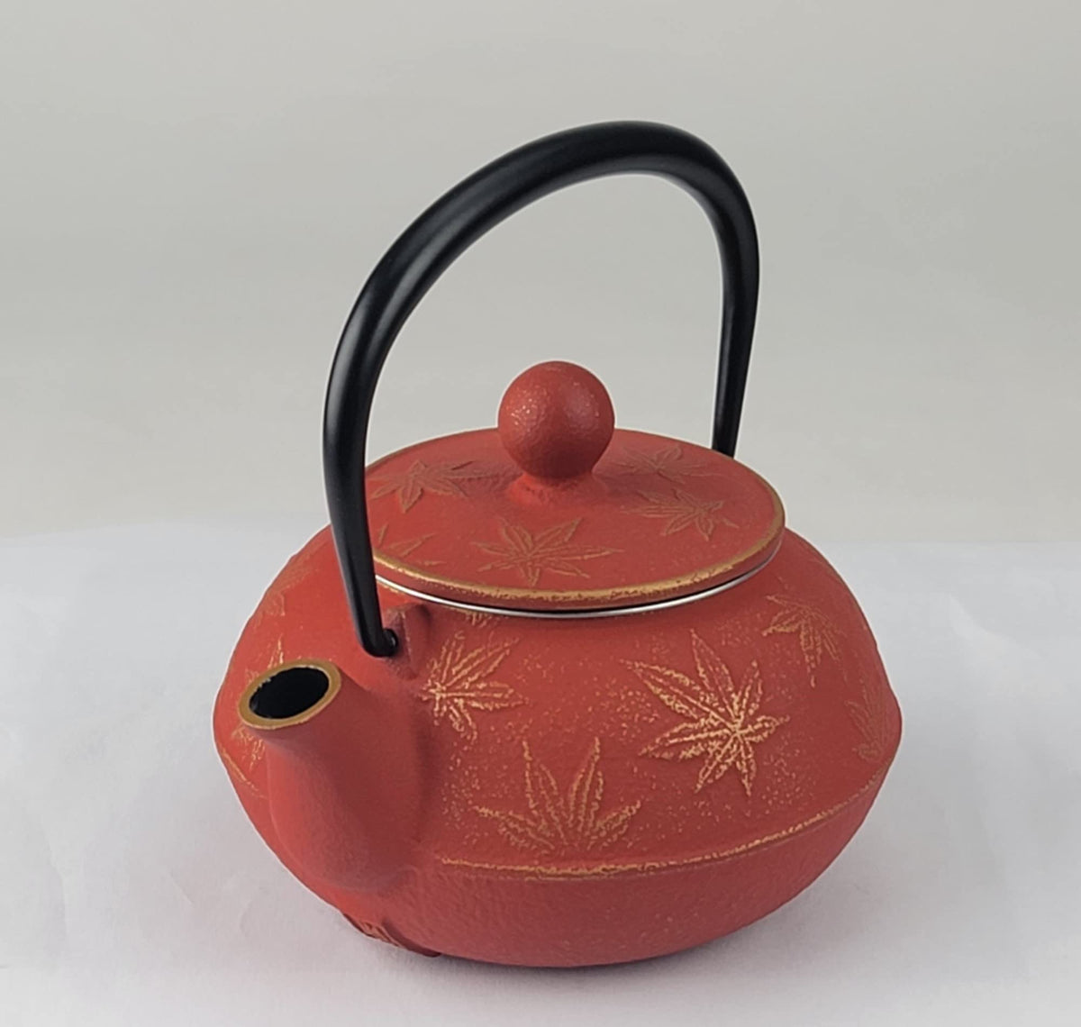 Iwachu Nambu Ironware Teapot Maple Gold/Red Brown Type 3