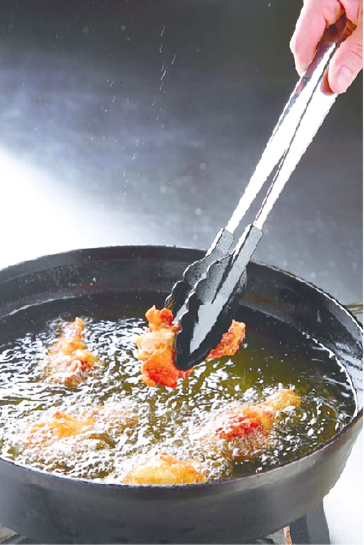 Tanabe Kanagu Heat Resistant Kitchen Tongs