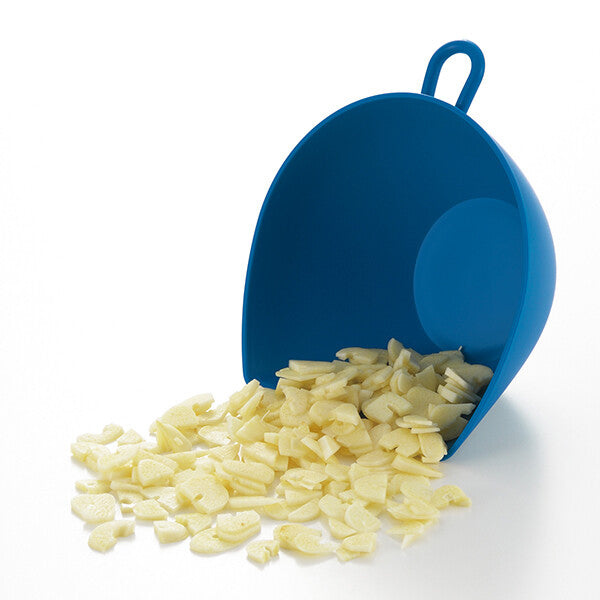 Akebono Chiritori Dustpan Shaped Colander Bowl Small Blue
