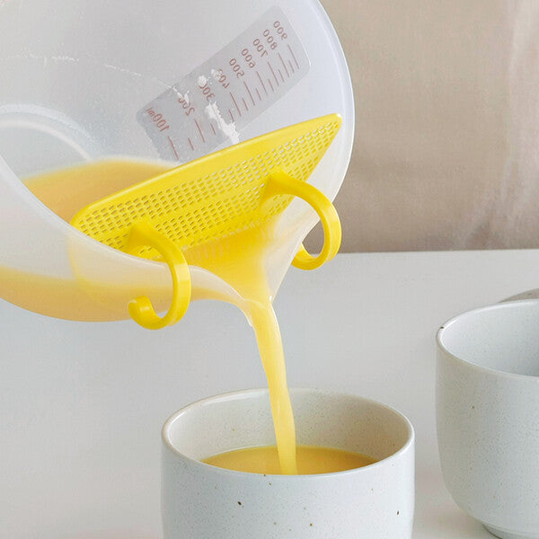 Akebono Egg Strainer Bowl for Custard Yellow