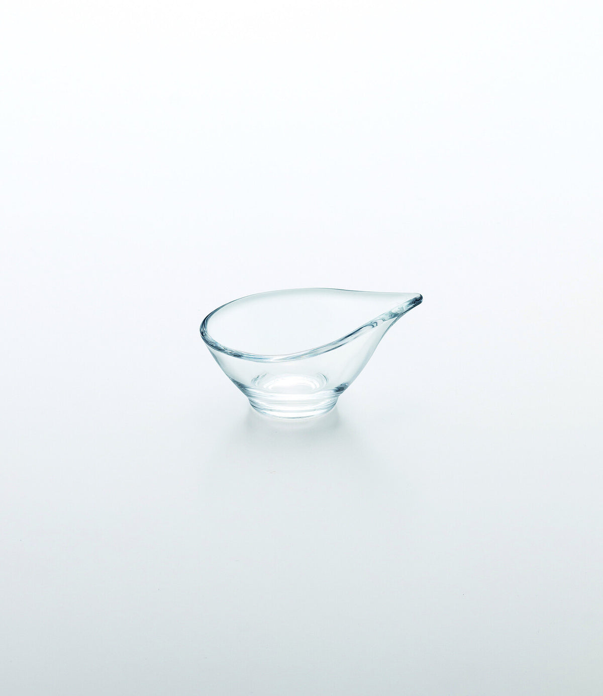 Toyo-Sasaki Glass Hanakazari Flower Amuse Cup P-20303