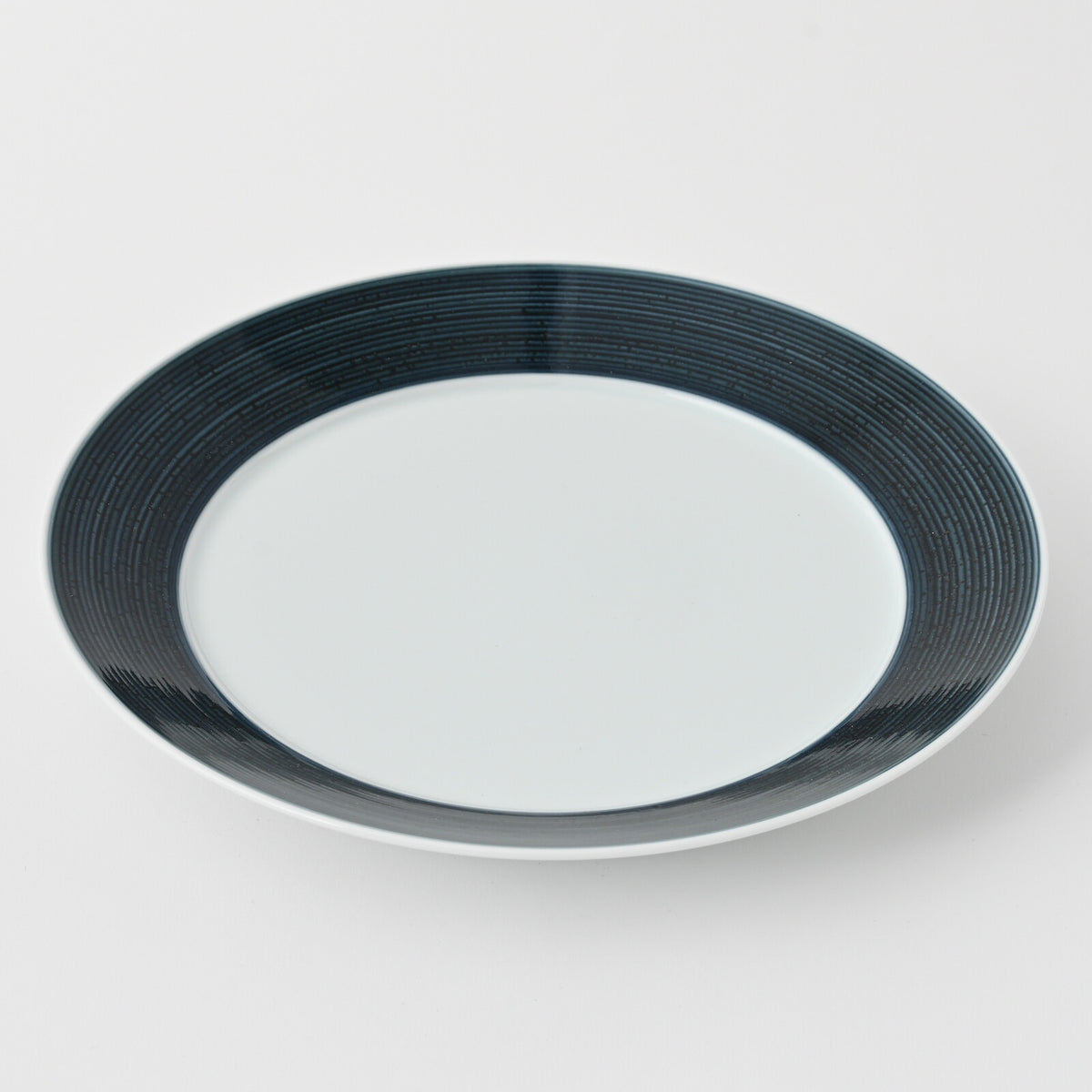 Hakusan Porcelain Hasami-yaki Asa no Ito Indigo Large Plate